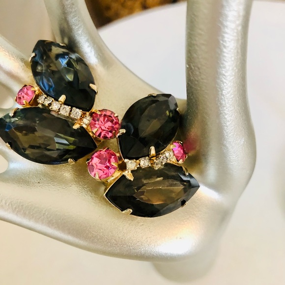 Rare Vintage Demi Parure Rhinestone Brooch Set - Picture 10 of 17